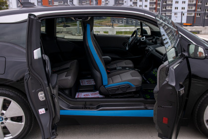 Продажа BMW i3 I (I01) Рестайлинг 120Ah 0.0 AT (170 л.с.) 2021 Черный в Автодом
