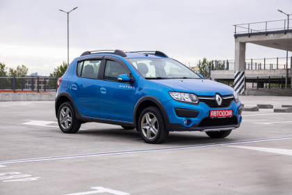 Продажа Renault Sandero II Stepway 1.6 AT (102 л.с.) 2017 Синий в Автодом