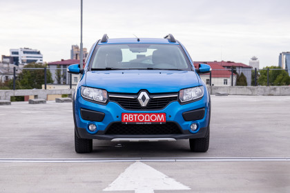 Продажа Renault Sandero II Stepway 1.6 AT (102 л.с.) 2017 Синий в Автодом