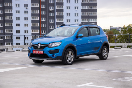 Продажа Renault Sandero II Stepway 1.6 AT (102 л.с.) 2017 Синий в Автодом