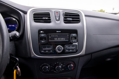 Продажа Renault Sandero II Stepway 1.6 AT (102 л.с.) 2017 Синий в Автодом