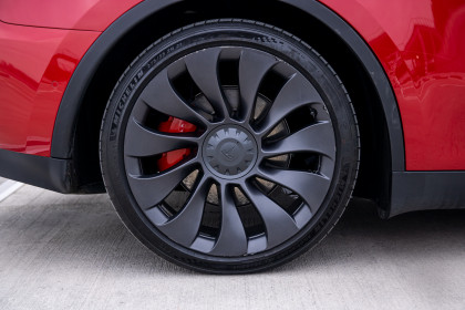 Продажа Tesla Model Y I Performance 0.0 AT (534 л.с.) 2022 Красный в Автодом