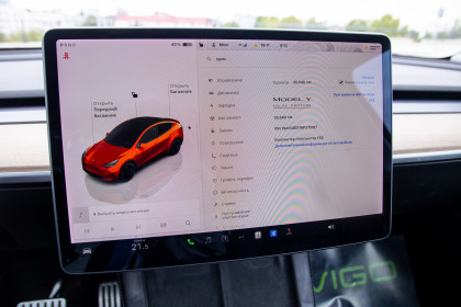 Продажа Tesla Model Y I Performance 0.0 AT (534 л.с.) 2022 Красный в Автодом