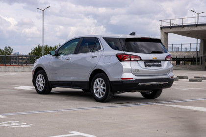Продажа Chevrolet Equinox III Рестайлинг 1.5 AT (173 л.с.) 2021 Серый в Автодом