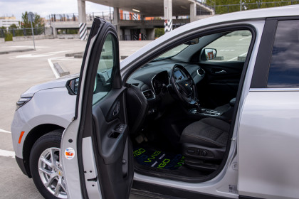 Продажа Chevrolet Equinox III Рестайлинг 1.5 AT (173 л.с.) 2021 Серый в Автодом