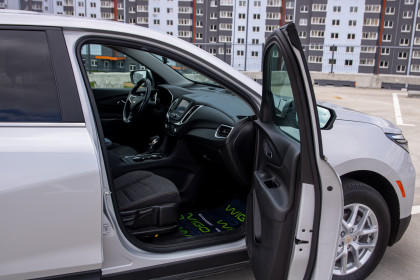 Продажа Chevrolet Equinox III Рестайлинг 1.5 AT (173 л.с.) 2021 Серый в Автодом