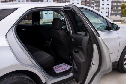 Продажа Chevrolet Equinox III Рестайлинг 1.5 AT (173 л.с.) 2021 Серый в Автодом