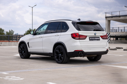 Продажа BMW X5 III (F15) 35d 3.0 AT (258 л.с.) 2014 Белый в Автодом