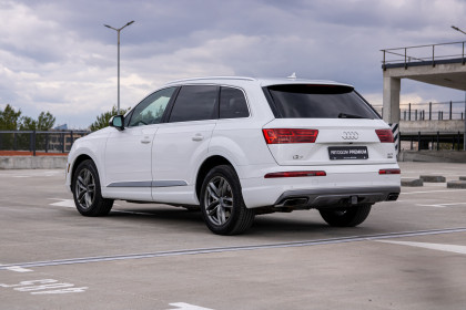 Продажа Audi Q7 II (4M) 3.0 AT (333 л.с.) 2018 Белый в Автодом