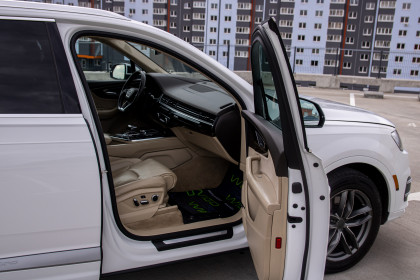 Продажа Audi Q7 II (4M) 3.0 AT (333 л.с.) 2018 Белый в Автодом
