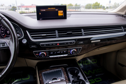 Продажа Audi Q7 II (4M) 3.0 AT (333 л.с.) 2018 Белый в Автодом