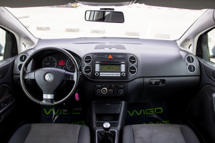 Продажа Volkswagen Golf Plus I 1.9 MT (105 л.с.) 2006 Серебристый в Автодом