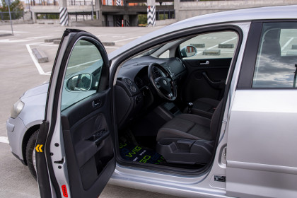 Продажа Volkswagen Golf Plus I 1.9 MT (105 л.с.) 2006 Серебристый в Автодом