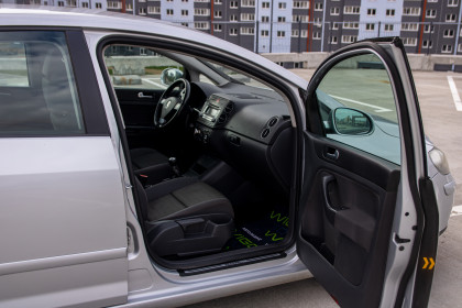 Продажа Volkswagen Golf Plus I 1.9 MT (105 л.с.) 2006 Серебристый в Автодом