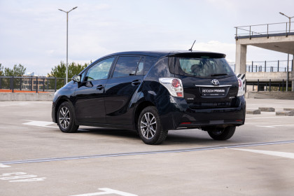Продажа Toyota Verso I Рестайлинг 1.6 MT (112 л.с.) 2014 Черный в Автодом