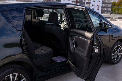 Продажа Toyota Verso I Рестайлинг 1.6 MT (112 л.с.) 2014 Черный в Автодом
