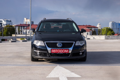 Продажа Volkswagen Passat B6 2.0 MT (140 л.с.) 2010 Черный в Автодом