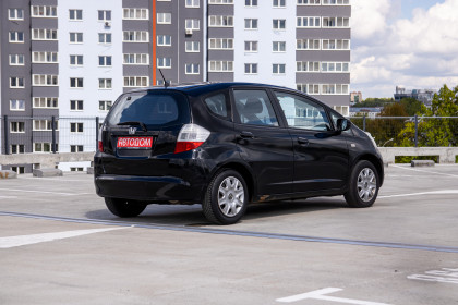 Продажа Honda Jazz II 1.3 AMT (100 л.с.) 2009 Черный в Автодом