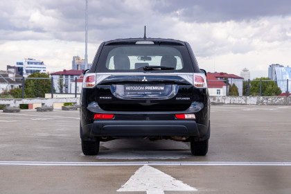 Продажа Mitsubishi Outlander III 2.0 CVT (146 л.с.) 2014 Черный в Автодом