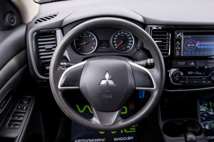 Продажа Mitsubishi Outlander III 2.0 CVT (146 л.с.) 2014 Черный в Автодом