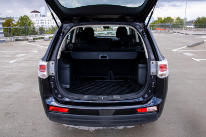 Продажа Mitsubishi Outlander III 2.0 CVT (146 л.с.) 2014 Черный в Автодом