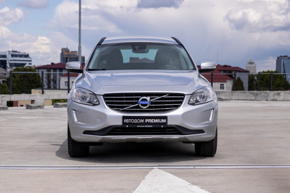 Продажа Volvo XC60 I Рестайлинг 2.0 AT (190 л.с.) 2016 Серебристый в Автодом