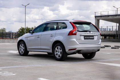 Продажа Volvo XC60 I Рестайлинг 2.0 AT (190 л.с.) 2016 Серебристый в Автодом