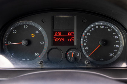 Продажа Volkswagen Caddy III 2.0 MT (69 л.с.) 2008 Черный в Автодом