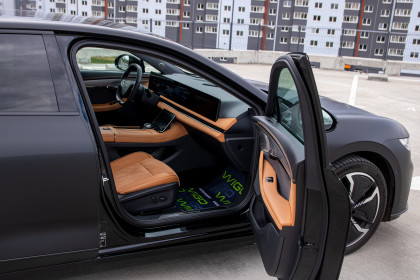 Продажа Voyah Passion I EV Long Range 0.0 AT (510 л.с.) 2023 Черный в Автодом