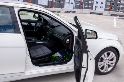 Продажа Mercedes-Benz C-Класс III (W204) 180 Kompressor 1.8 AT (156 л.с.) 2008 Белый в Автодом