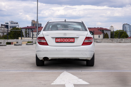 Продажа Mercedes-Benz C-Класс III (W204) 180 Kompressor 1.8 AT (156 л.с.) 2008 Белый в Автодом