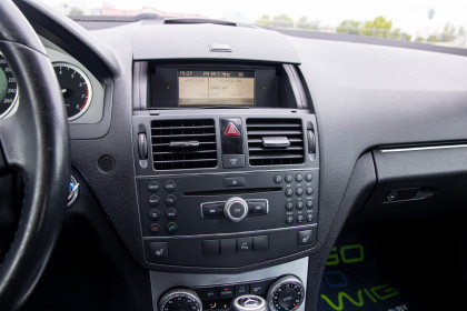 Продажа Mercedes-Benz C-Класс III (W204) 180 Kompressor 1.8 AT (156 л.с.) 2008 Белый в Автодом