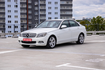 Продажа Mercedes-Benz C-Класс III (W204) 180 Kompressor 1.8 AT (156 л.с.) 2008 Белый в Автодом