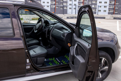 Продажа Renault Duster I Рестайлинг 1.5 MT (109 л.с.) 2017 Коричневый в Автодом