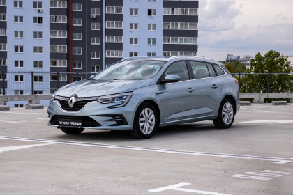 Продажа Renault Megane IV Рестайлинг 1.5 MT (115 л.с.) 2020 Серый в Автодом