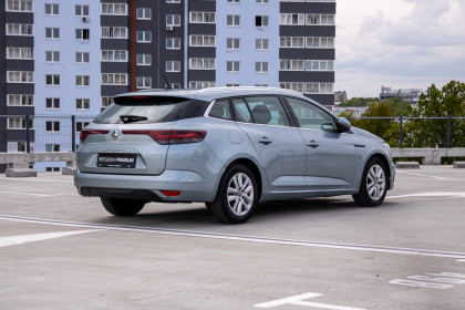 Продажа Renault Megane IV Рестайлинг 1.5 MT (115 л.с.) 2020 Серый в Автодом