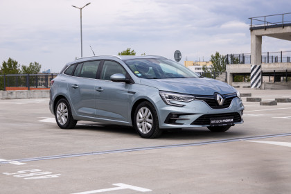 Продажа Renault Megane IV Рестайлинг 1.5 MT (115 л.с.) 2020 Серый в Автодом