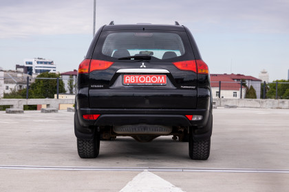 Продажа Mitsubishi Pajero Sport II 2.5 MT (178 л.с.) 2011 Черный в Автодом