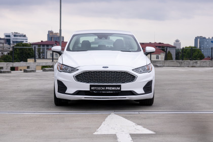 Продажа Ford Fusion (North America) II Рестайлинг 1.5 AT (184 л.с.) 2019 Белый в Автодом