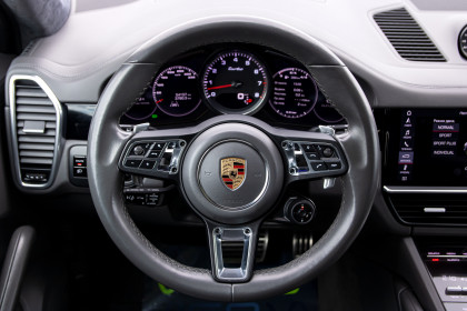 Продажа Porsche Cayenne III Turbo 4.0 AT (550 л.с.) 2019 Белый в Автодом