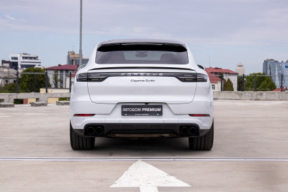Продажа Porsche Cayenne III Turbo 4.0 AT (550 л.с.) 2019 Белый в Автодом