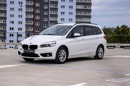 Купить BMW 2 серии Gran Tourer F46 218d 2.0 AT (150 л.с.) 2017 Белый в Автодом Продажа BMW 2 серии Gran Tourer F46 218d 2.0 AT (150 л.с.) 2017 Белый в Автодом
