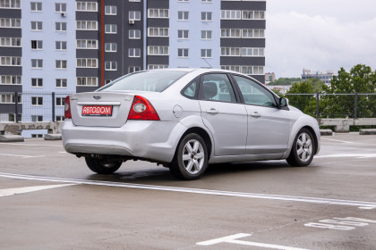 Продажа Ford Focus II Рестайлинг 1.8 MT (116 л.с.) 2008 Серебристый в Автодом