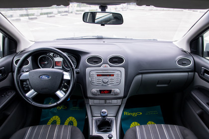 Продажа Ford Focus II Рестайлинг 1.8 MT (116 л.с.) 2008 Серебристый в Автодом