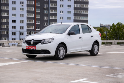 Купить Renault Logan II 1.6 MT (82 л.с.) 2017 Белый в Автодом Продажа Renault Logan II 1.6 MT (82 л.с.) 2017 Белый в Автодом
