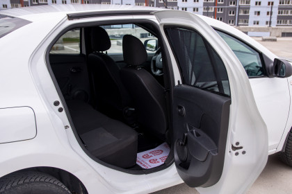 Продажа Renault Logan II 1.6 MT (82 л.с.) 2017 Белый в Автодом