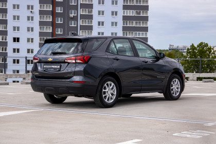 Продажа Chevrolet Equinox III Рестайлинг 1.5 AT (173 л.с.) 2022 Серый в Автодом