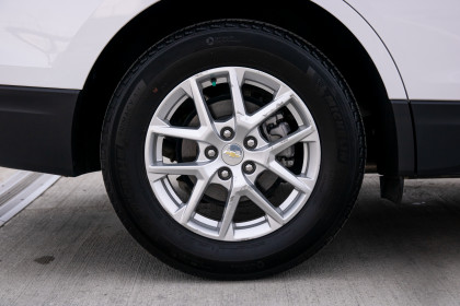 Продажа Chevrolet Equinox III Рестайлинг 1.5 AT (173 л.с.) 2022 Белый в Автодом
