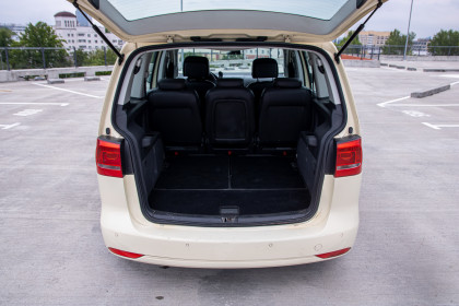 Продажа Volkswagen Touran I Рестайлинг 2 EcoFuel 1.4 AMT (150 л.с.) 2014 Желтый в Автодом