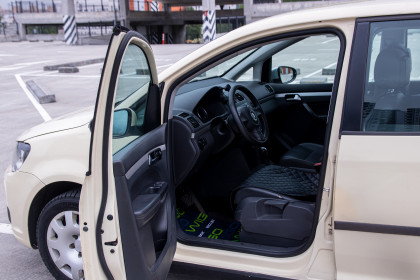 Продажа Volkswagen Touran I Рестайлинг 2 EcoFuel 1.4 AMT (150 л.с.) 2014 Желтый в Автодом